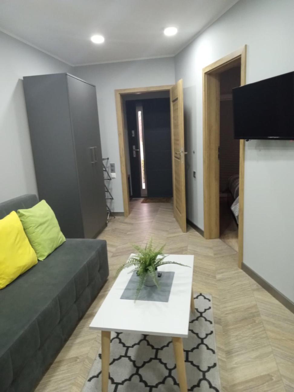 Jana Pawla Apartment *